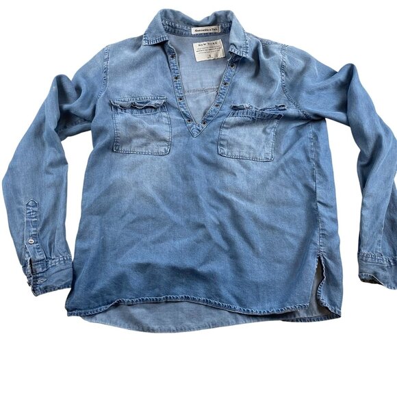 Abercrombie & Fitch Womens Denim Shirt Small Long Sleeve - Picture 1 of 6